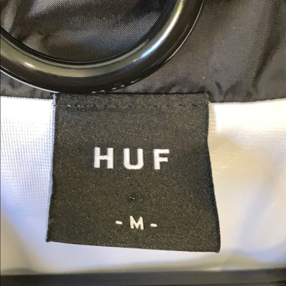 HUF MENS rain jacket/windbreaker. Size M - Picture 3 of 6
